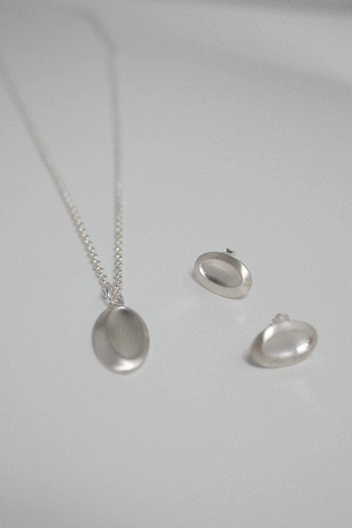 Loop Necklace / 925 Sterling Silver image 2